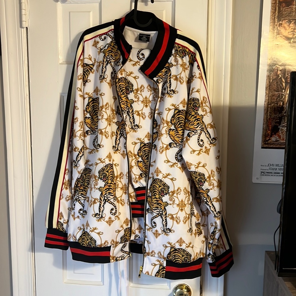 Patterned track suit, Victorious brand, tiger print, 2XL